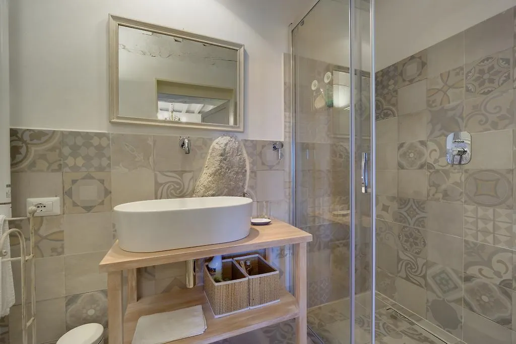 The Retreat A Romantic Bedroom In Maremma Cana